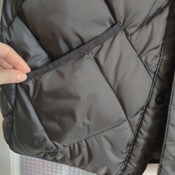 Calvin Klein Reversible Diamond Quilted Jacket - Picture 7 of 10